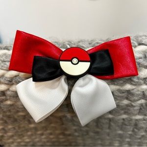 Pokémon Pokeball Red White Black Hairbow